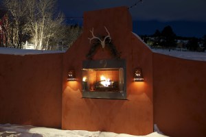 Outdoor fireplace